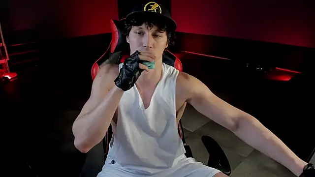 dirty-boss online show from 05/10/26, 04:45
