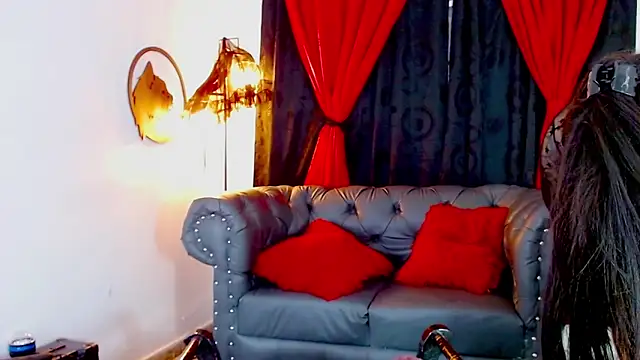 misslombana online show from 07/06/26, 06:43