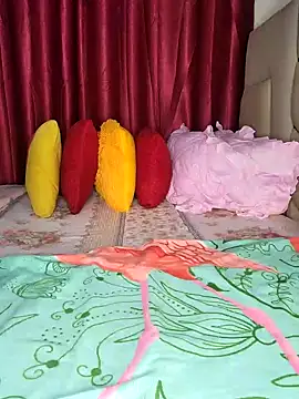 NicRaisaa online show from 04/26/26, 04:43