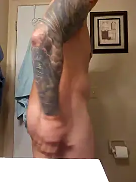 Snapshot of MrBiggBallz chatting on 01/20/25, 12:39 MrBiggBallz online show from 01/20/25, 12:39