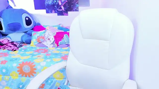 esmeralda112 online show from 02/19/25, 12:57