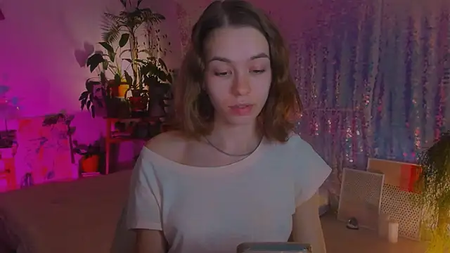 poli   online show from 12/16/24, 09:09