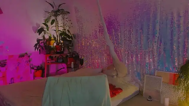 poli   online show from 12/17/24, 12:56