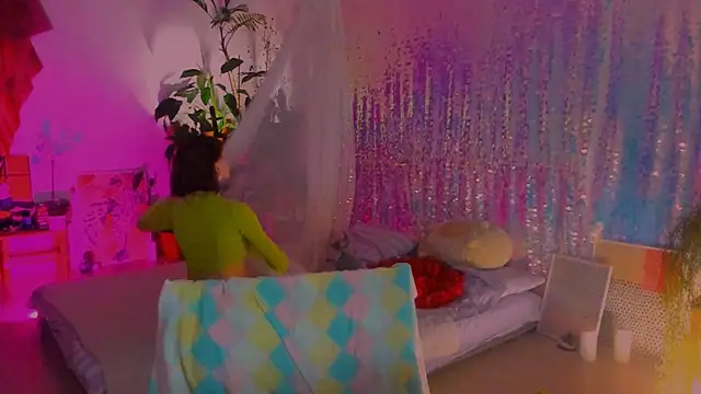 poli   online show from 01/24/25, 05:32