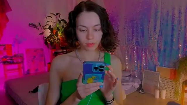 poli   online show from 02/16/25, 10:43