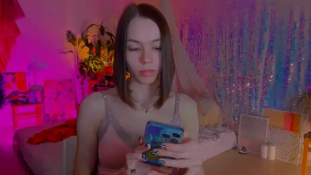 poli   online show from 03/12/25, 10:28