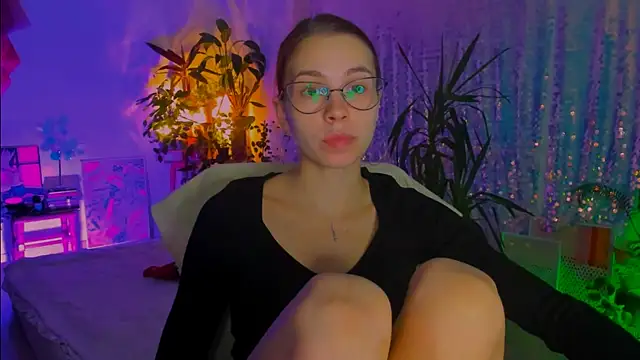 poli   online show from 11/02/25, 02:30