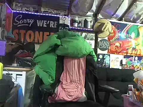 CloudDadddyyy420 online show from 02/09/25, 02:40