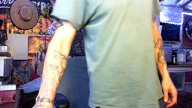 CloudDadddyyy420 online show from 10/24/25, 08:22