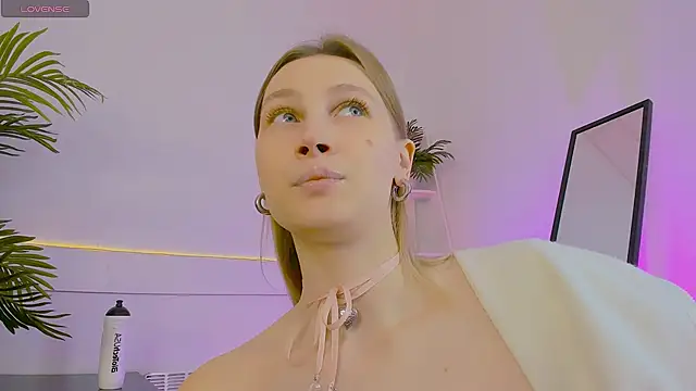 Jess Anders  online show from 11/16/25, 08:20