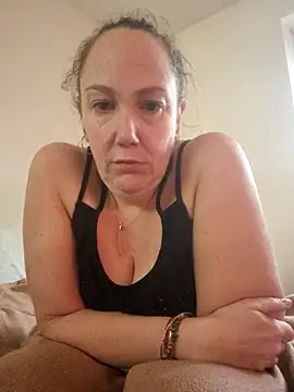 Wisie Cutie online show from 12/20/25, 01:18