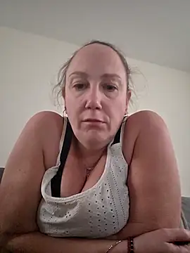 Wisie Cutie online show from 03/12/26, 04:35