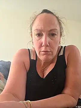 Wisie Cutie online show from 04/06/26, 10:27