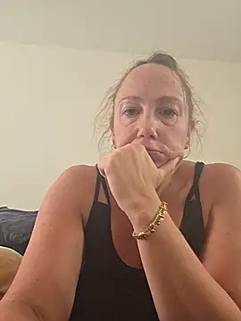 Wisie Cutie online show from 05/31/26, 11:17