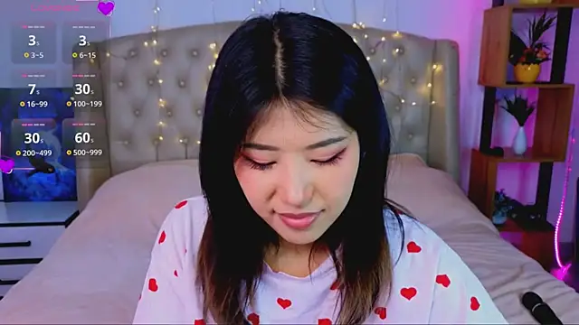 Wendy  Hills online show from 03/10/25, 03:41