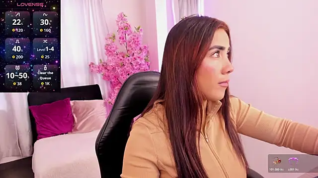 KAROLIVONNE online show from 04/11/26, 07:29