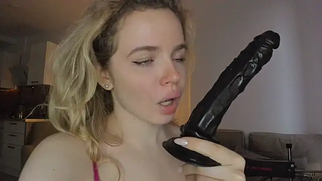 lit asella online show from 02/01/25, 11:43