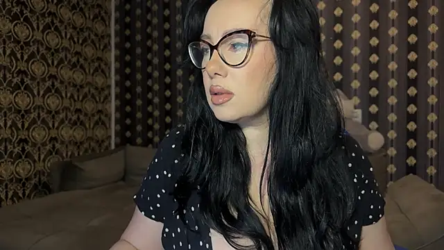 AnnaAnn online show from 02/05/26, 02:27