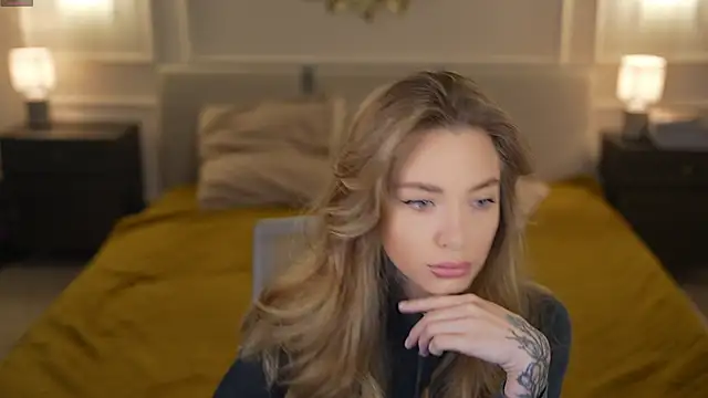 Kisasolo online show from 09/30/25, 10:31