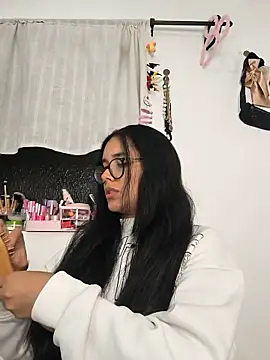 Annya-sweet online show from 06/07/26, 02:05