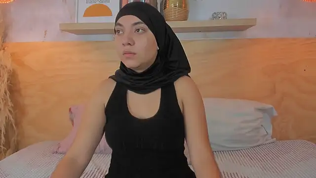 Snapshot of Sooffii_1 chatting on 09/11/25, 07:14 Sooffii 1 online show from 09/11/25, 07:14