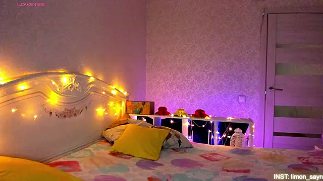 LillyMoure  online show from 03/14/26, 12:50