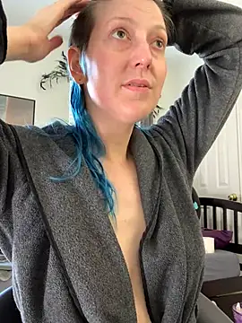 Snapshot of MissCumberdale chatting on 01/11/25, 08:21 MissCumberdale online show from 01/11/25, 08:21