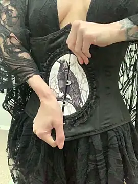 Snapshot of MissCumberdale chatting on 09/13/25, 05:24 MissCumberdale online show from 09/13/25, 05:24