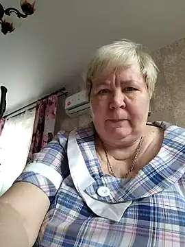 EffectFiona online show from 02/28/25, 03:04