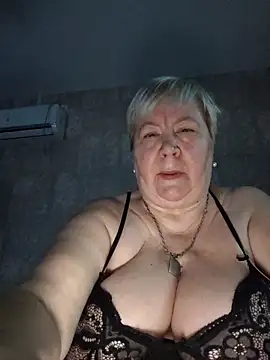 EffectFiona online show from 10/09/25, 12:58