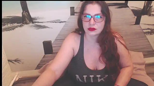 Snapshot of Queen__Natasha chatting on 11/30/25, 09:30 Queen Natasha online show from 11/30/25, 09:30