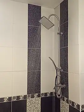 MaviePearl online show from 01/31/25, 07:39