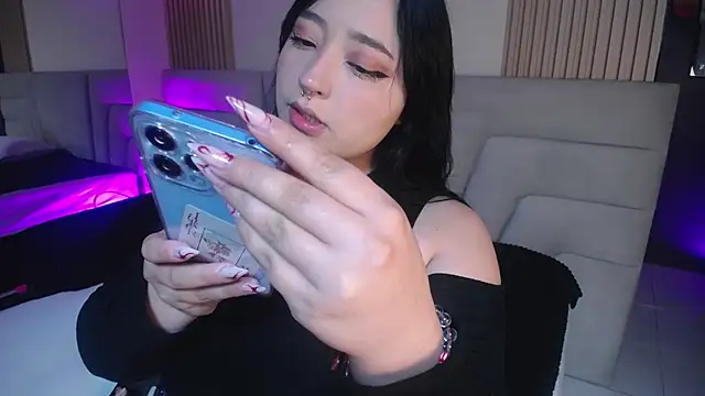 Miss Loise online show from 10/20/25, 03:51