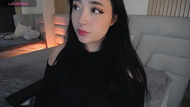 Miss Loise online show from 11/29/25, 03:09