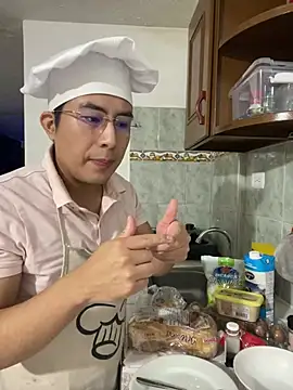 Snapshot of andrewmhilton_ chatting on 02/23/25, 03:45 andrewmhilton online show from 02/23/25, 03:45