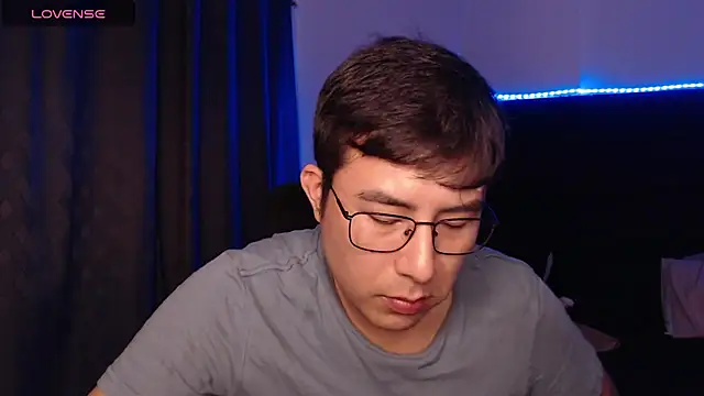 andrewmhilton  online show from 02/21/26, 06:47