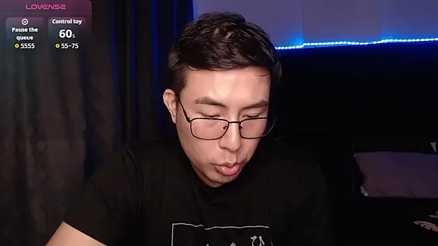 andrewmhilton  online show from 04/01/26, 06:36