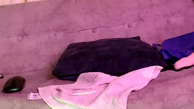 Snapshot of Kenya_Agu chatting on 03/18/25, 07:08 Kenya Agu online show from 03/18/25, 07:08