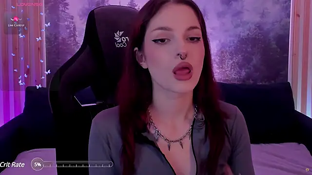 BratzieDarsie online show from 12/14/24, 11:39