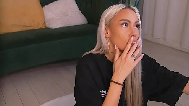 Bailey Rush online show from 03/12/26, 06:47