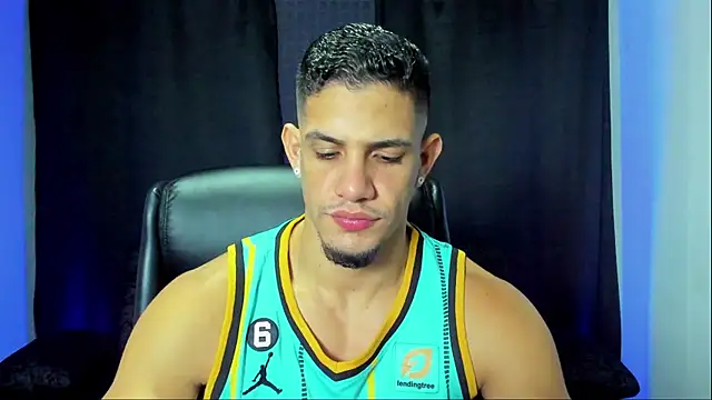 jhonnysnow17 online show from 10/31/25, 05:52