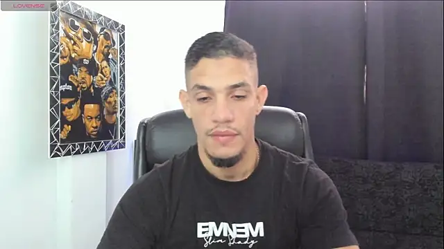 jhonnysnow17 online show from 05/25/26, 01:17