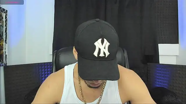 jhonnysnow17 online show from 07/13/26, 12:02