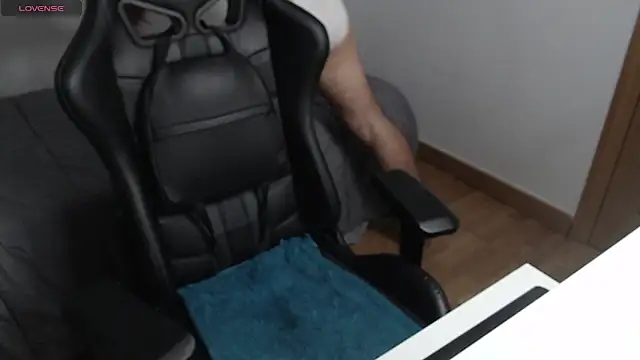 cutehairymacho online show from 12/02/24, 11:45