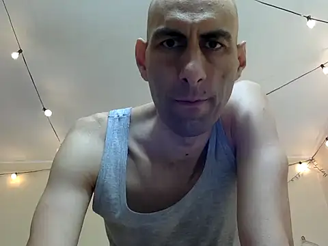 Snapshot of HandsomeAlfie chatting on 09/15/25, 02:33 HandsomeAlfie online show from 09/15/25, 02:33