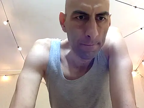 Snapshot of HandsomeAlfie chatting on 09/27/25, 08:19 HandsomeAlfie online show from 09/27/25, 08:19