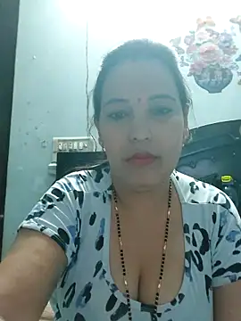 Poojabhabi101 online show from 02/12/26, 05:46