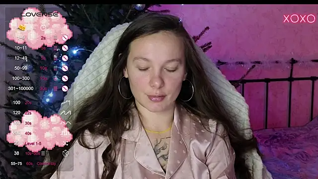 lil luna x online show from 12/26/24, 02:05