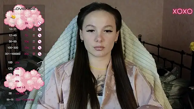 lil luna x online show from 02/01/25, 04:00