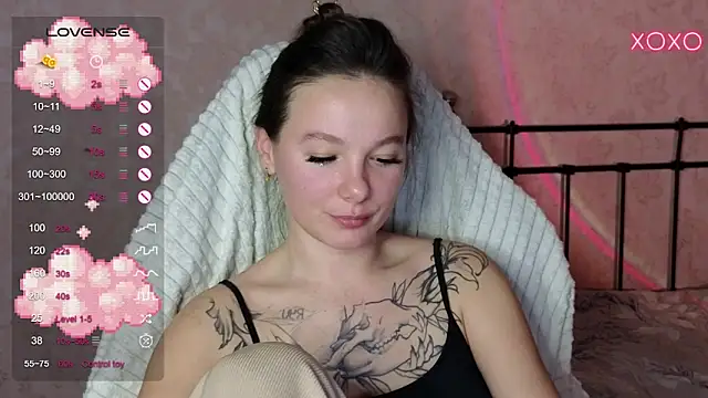 lil luna x online show from 02/13/25, 06:59